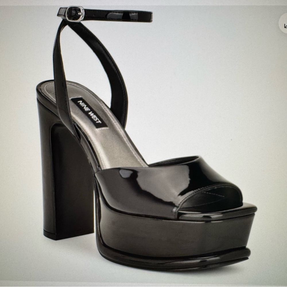 NWT: Nine West : Black Patent High Heeled Platform Sandals: 7.5